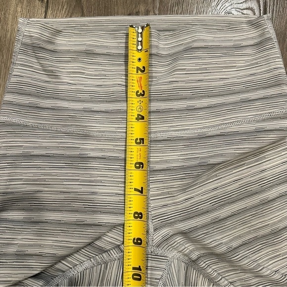 Lululemon High Times Pant Cyber Stripe Silver Fox High Rise 4 Gray White Stripe - Picture 8 of 14